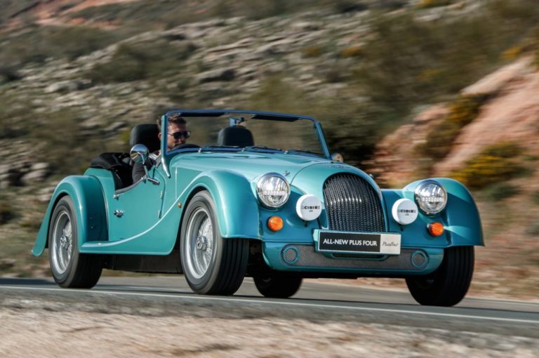 Morgan Plus Four 2020: immagini ufficiali