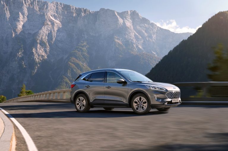 Ford Kuga 2020: immagini ufficiali