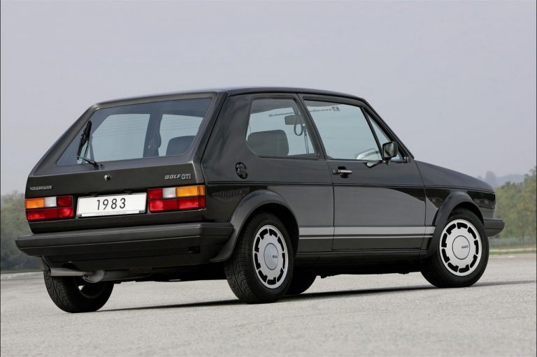 Volkswagen Golf GTI 1976-2020: la storia nelle immagini