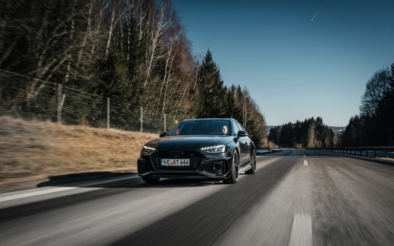 Audi RS4 Avant by ABT: immagini ufficiali