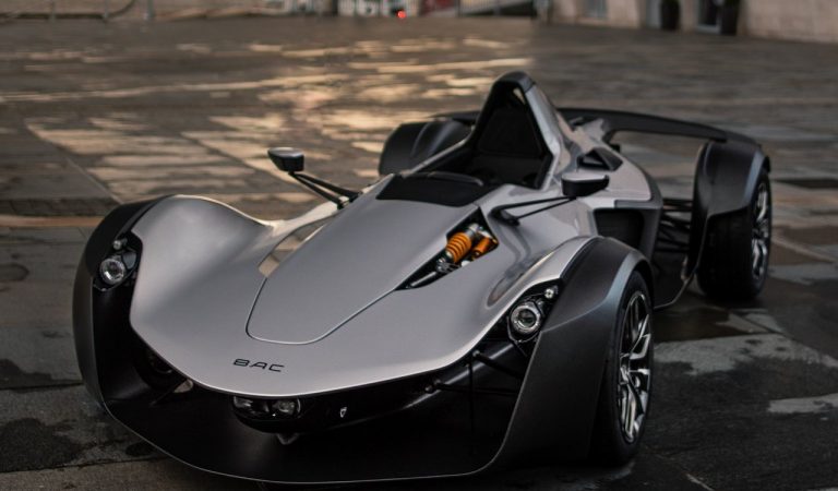 BAC Mono: immagini ufficiali