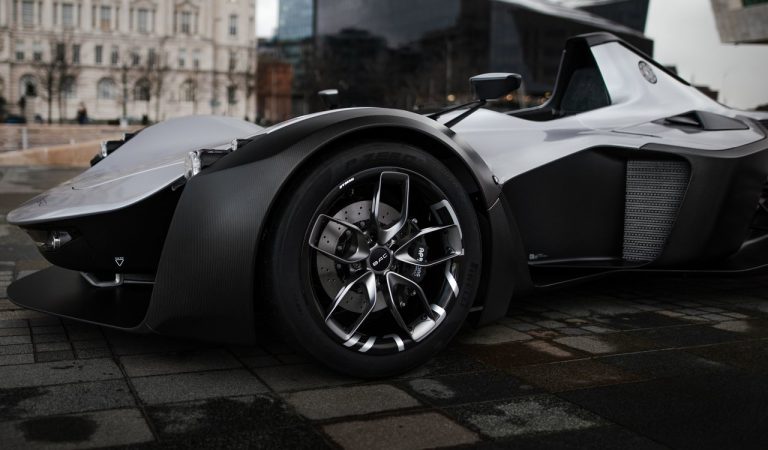 BAC Mono: immagini ufficiali