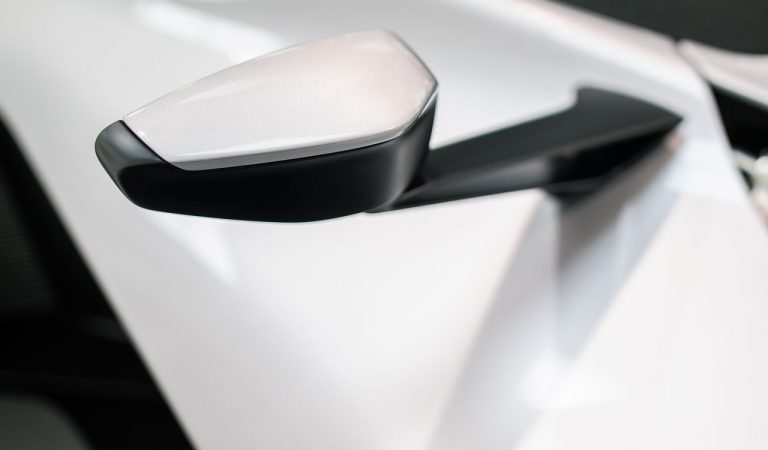 BAC Mono: immagini ufficiali