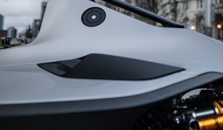 BAC Mono: immagini ufficiali