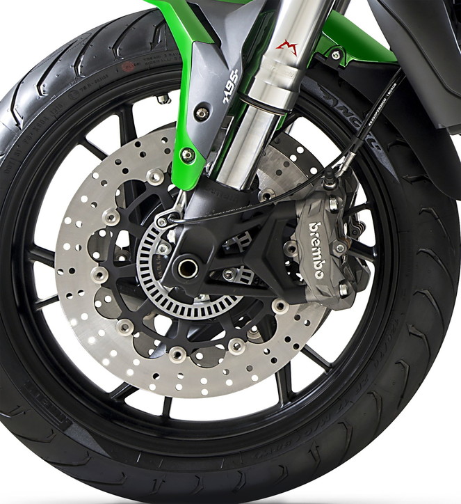 Benelli 752S: le immagini ufficiali
