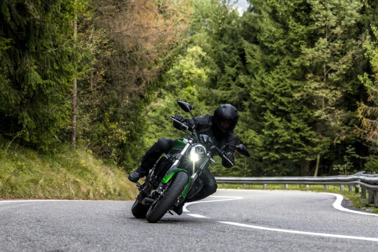 Benelli 752S: le immagini ufficiali