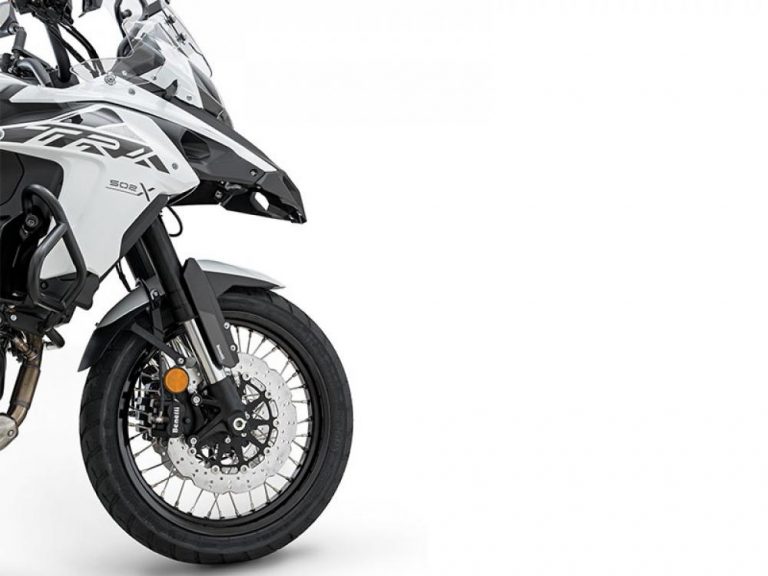 Benelli TRK 502 X: le immagini ufficiali