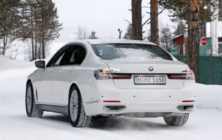 Nuova Bmw Serie 7: le foto spia