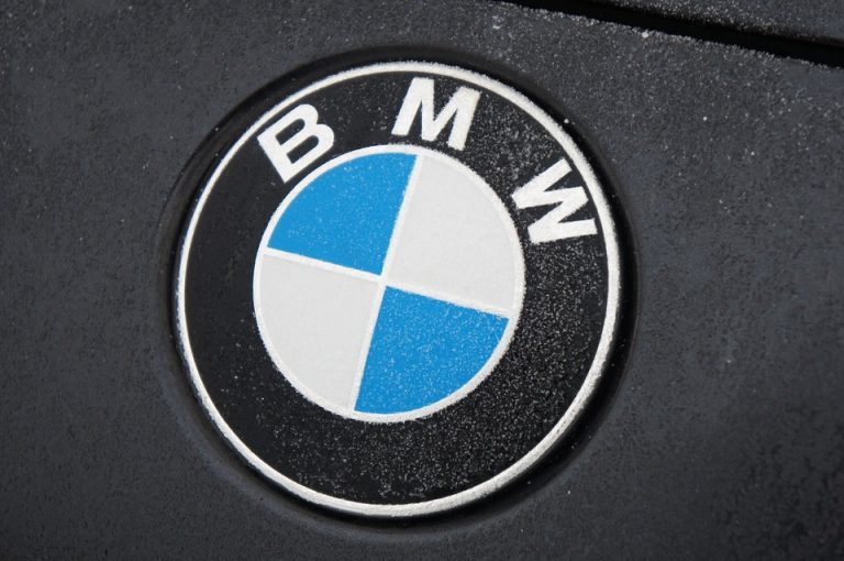 Bmw lancia la campagna #InsiemePerRipartire