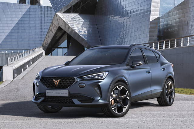 Seat, 5 nuovi modelli elettrici e ibridi plug-in: immagini ufficiali
