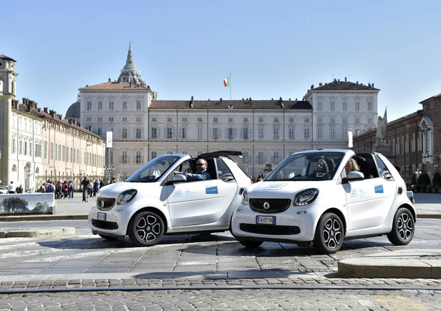 Carsharing e moto sharing a Roma