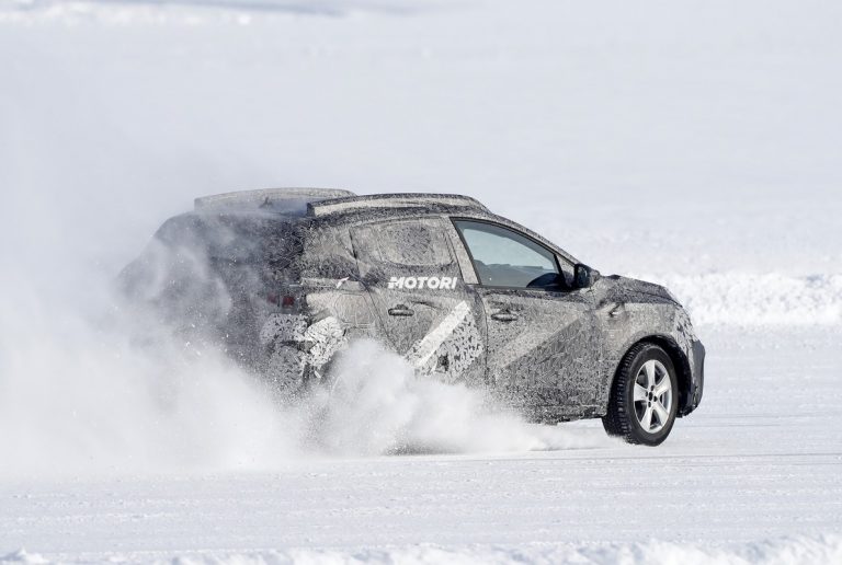 Dacia Sandero Stepway, le foto spia