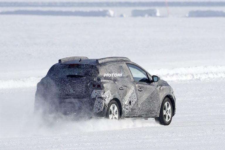 Dacia Sandero Stepway, le foto spia