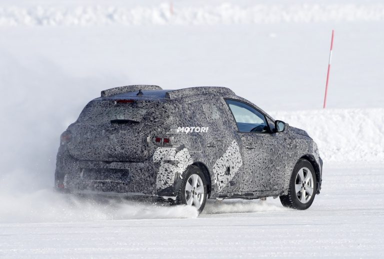 Dacia Sandero Stepway, le foto spia