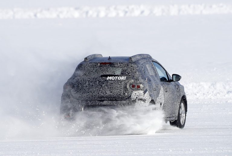 Dacia Sandero Stepway, le foto spia