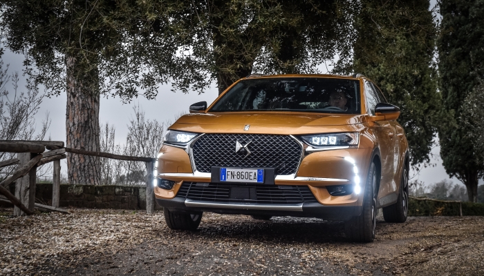 DS 7 Crossback, debutta l’Advanced Traction Control: immagini ufficiali