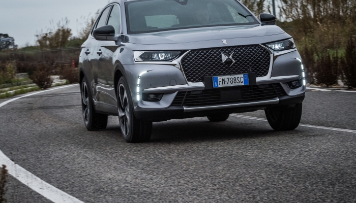 DS 7 Crossback, debutta l’Advanced Traction Control: immagini ufficiali