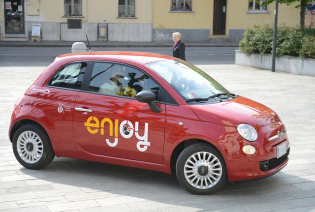Carsharing e moto sharing a Roma