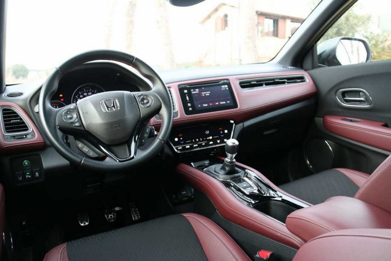 Honda HR-V 1.5 Sport 6MT: la prova su strada