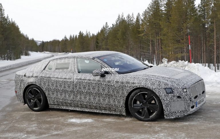 Jaguar XJ elettrica: le foto spia