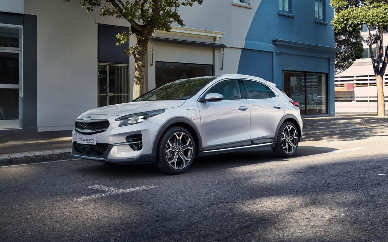 Kia XCeed e CEED Sportswagon Plug-in Hybrid: immagini ufficiali