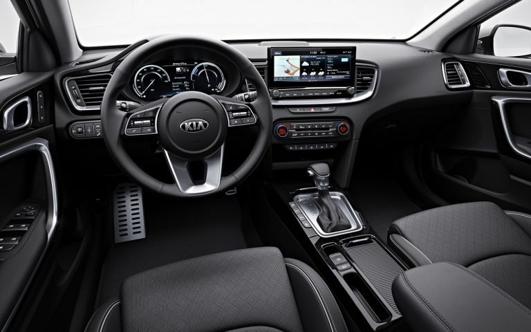 Kia XCeed e CEED Sportswagon Plug-in Hybrid: immagini ufficiali