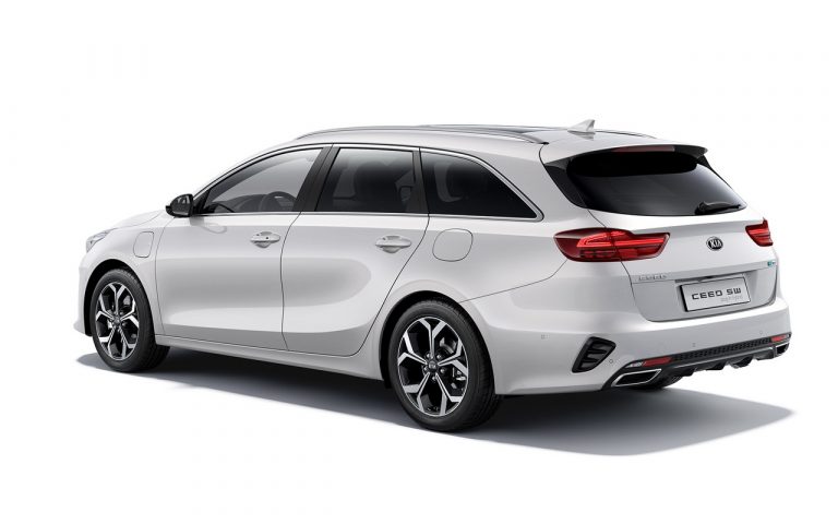 Kia XCeed e CEED Sportswagon Plug-in Hybrid: immagini ufficiali
