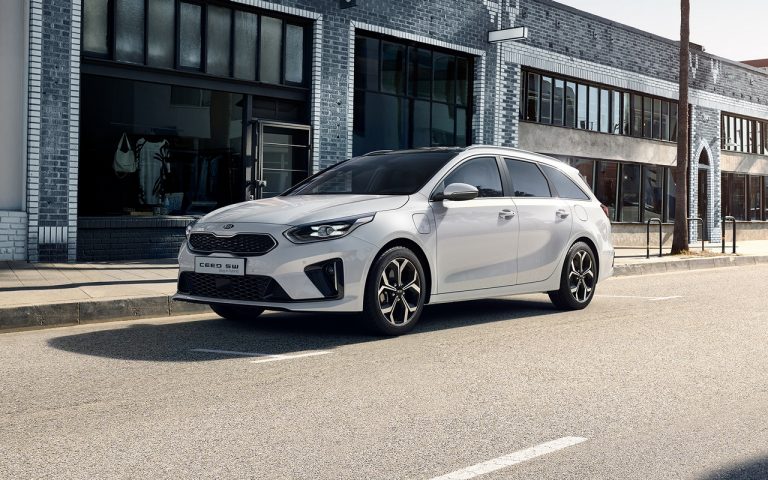 Kia XCeed e CEED Sportswagon Plug-in Hybrid: immagini ufficiali
