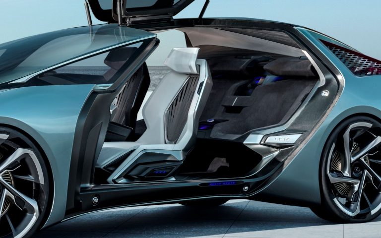 Lexus e Goodyear per il futuro della mobilità elettrica: immagini ufficiali