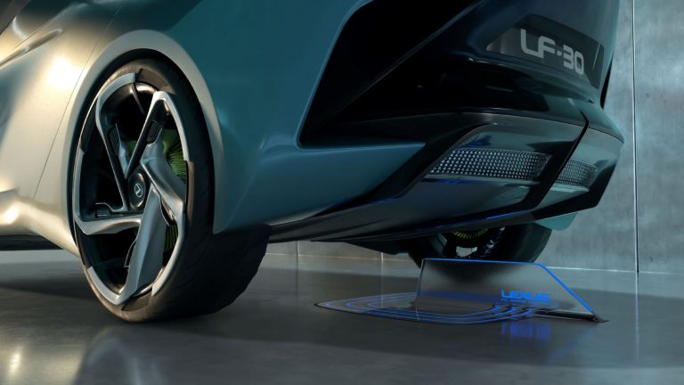 Lexus e Goodyear per il futuro della mobilità elettrica: immagini ufficiali