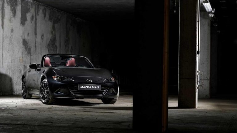 Mazda MX-5 Eunos Edition: immagini ufficiali