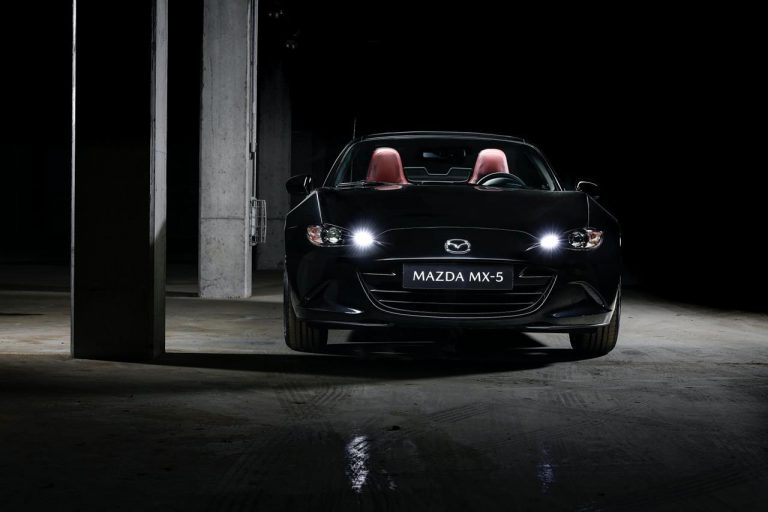 Mazda MX-5 Eunos Edition: immagini ufficiali
