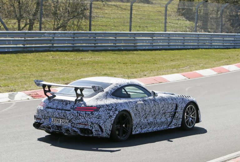 Mercedes-AMG GT Black Series, le foto spia