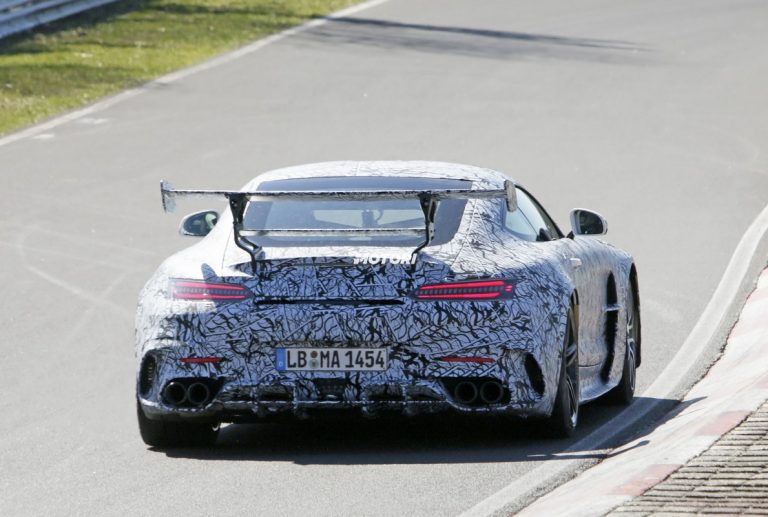 Mercedes-AMG GT Black Series, le foto spia