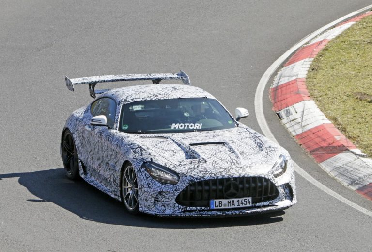 Mercedes-AMG GT Black Series, le foto spia