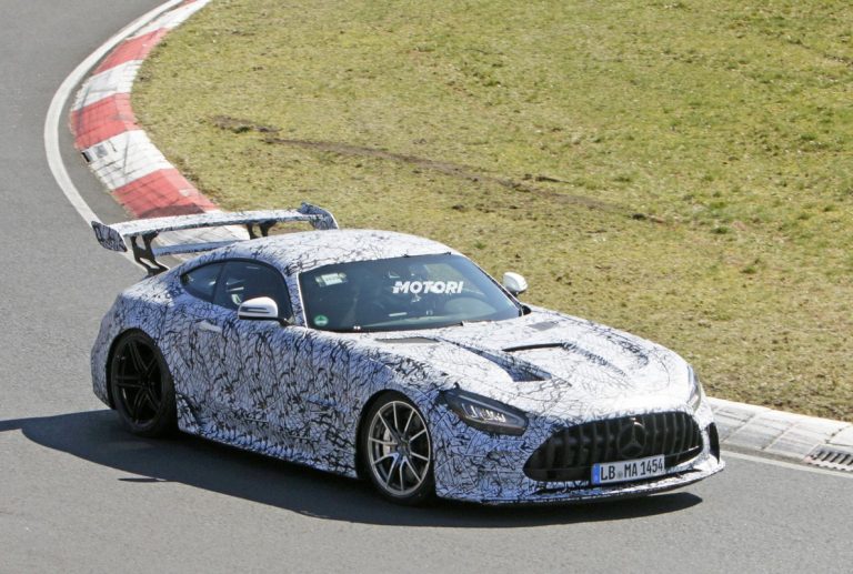 Mercedes-AMG GT Black Series, le foto spia