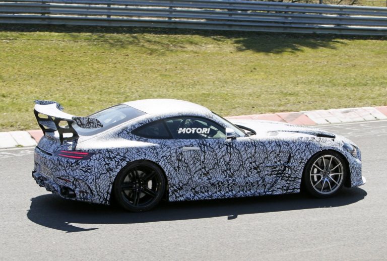 Mercedes-AMG GT Black Series, le foto spia