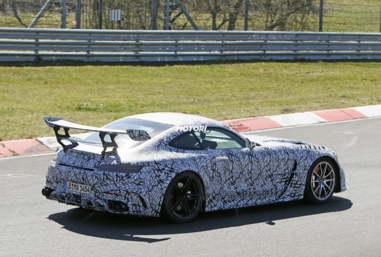 Mercedes-AMG GT Black Series, le foto spia