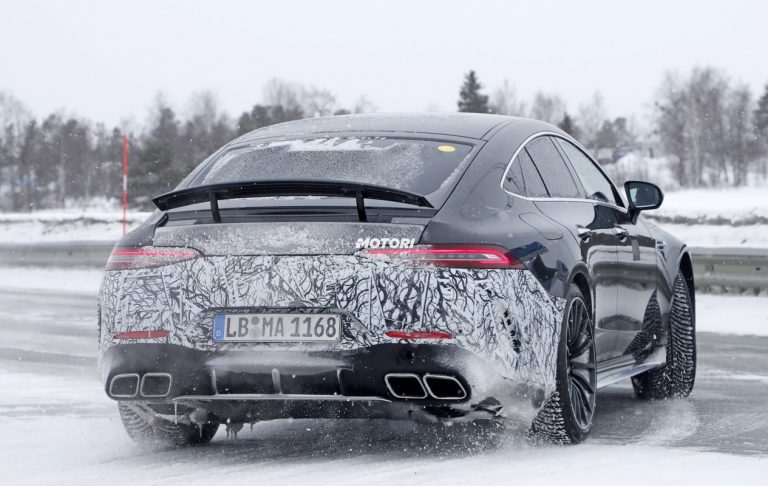 Mercedes AMG GT73 Hybrid: le foto spia