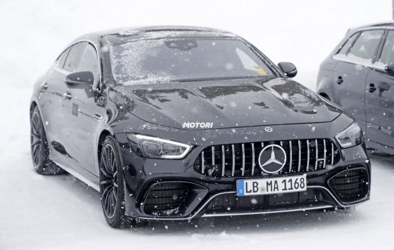 Mercedes AMG GT73 Hybrid: le foto spia