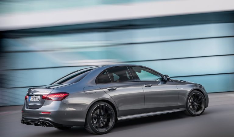 Mercedes-AMG E 53 e E 53 Wagon: immagini ufficiali