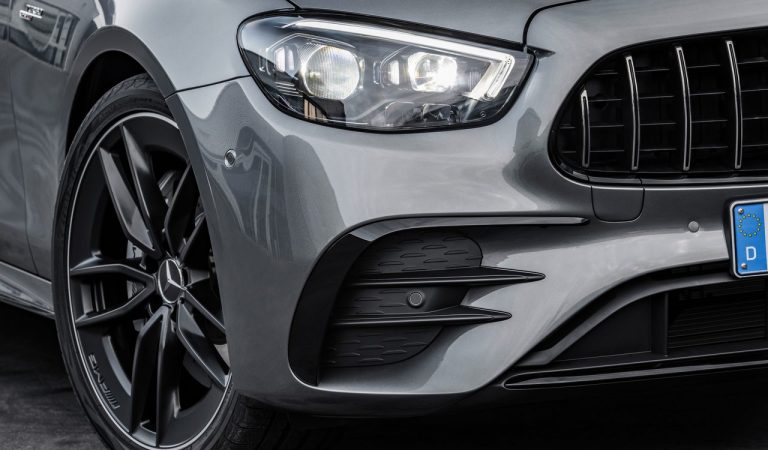 Mercedes-AMG E 53 e E 53 Wagon: immagini ufficiali
