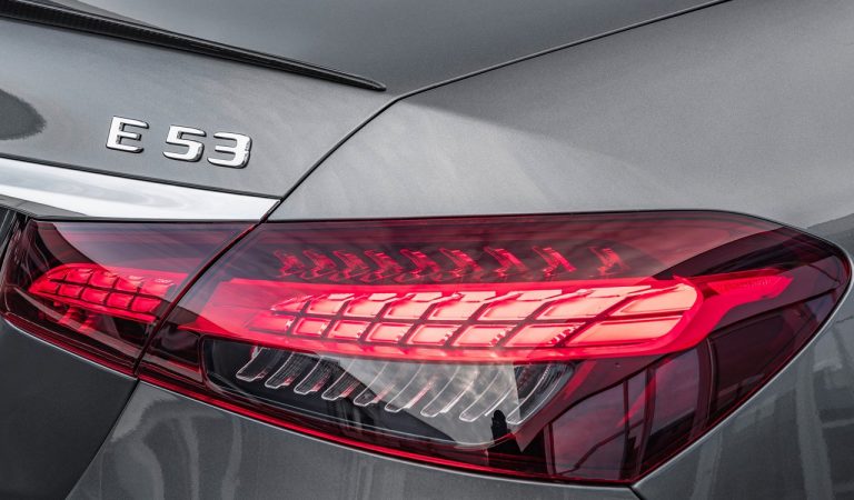 Mercedes-AMG E 53 e E 53 Wagon: immagini ufficiali