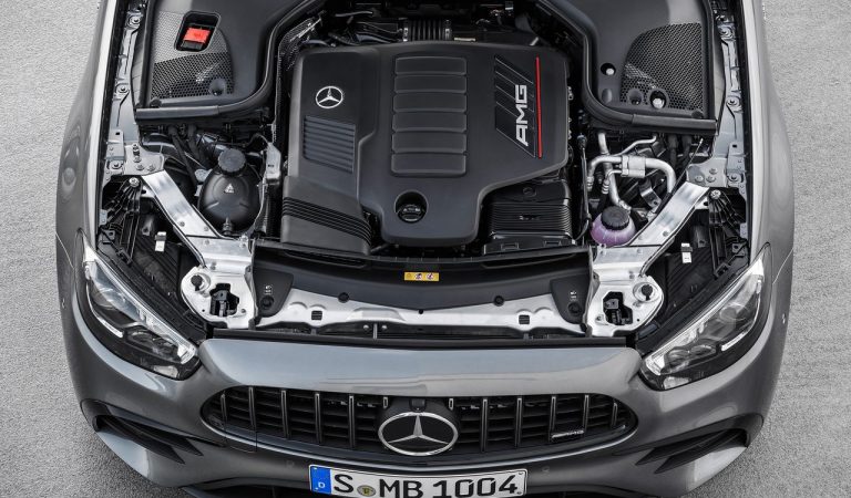 Mercedes-AMG E 53 e E 53 Wagon: immagini ufficiali