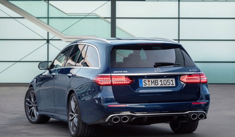 Mercedes-AMG E 53 e E 53 Wagon: immagini ufficiali