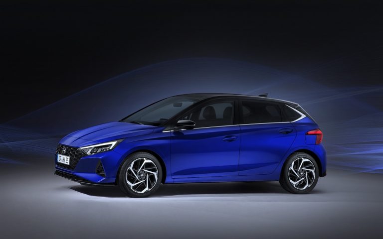 Nuova Hyundai i20: immagini ufficiali degli interni