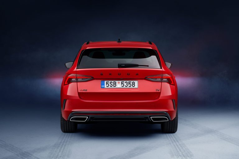 Skoda Octavia RS iV: immagini ufficiali