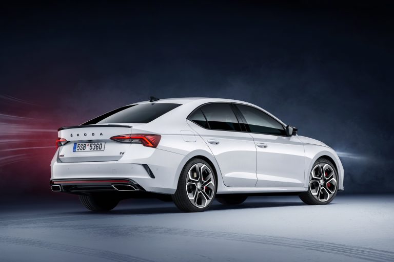 Skoda Octavia RS iV: immagini ufficiali
