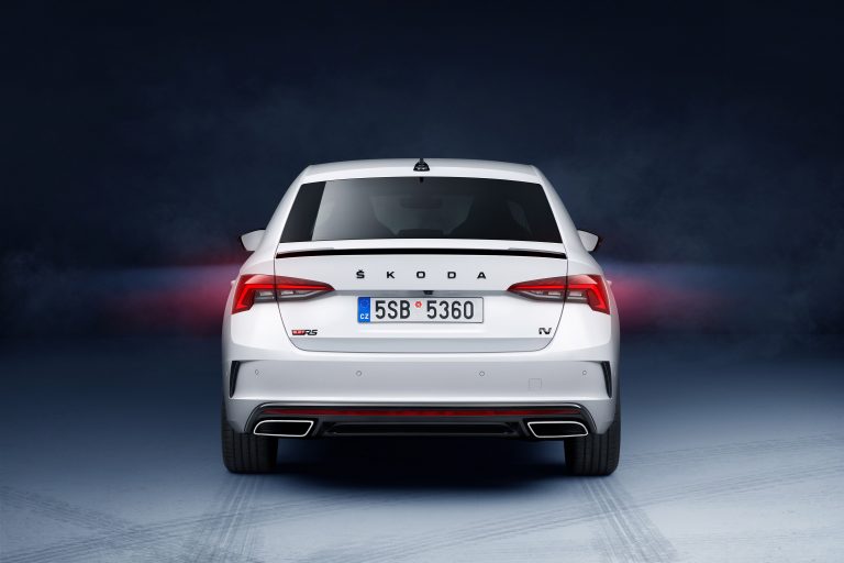 Skoda Octavia RS iV: immagini ufficiali