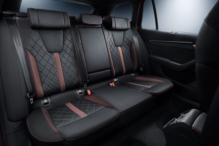 Skoda Octavia RS iV: immagini ufficiali